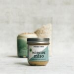 Glutenfreie helle Shiro Wiener Miso Paste im 200g Glas mit geringem Salzgehalt