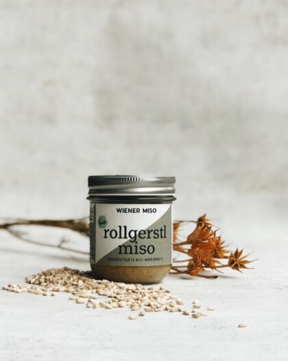 Würzig vollwertige Rollgersten Miso Paste im 200g Glas mit Bio Sojabohnen aus Oesterreich