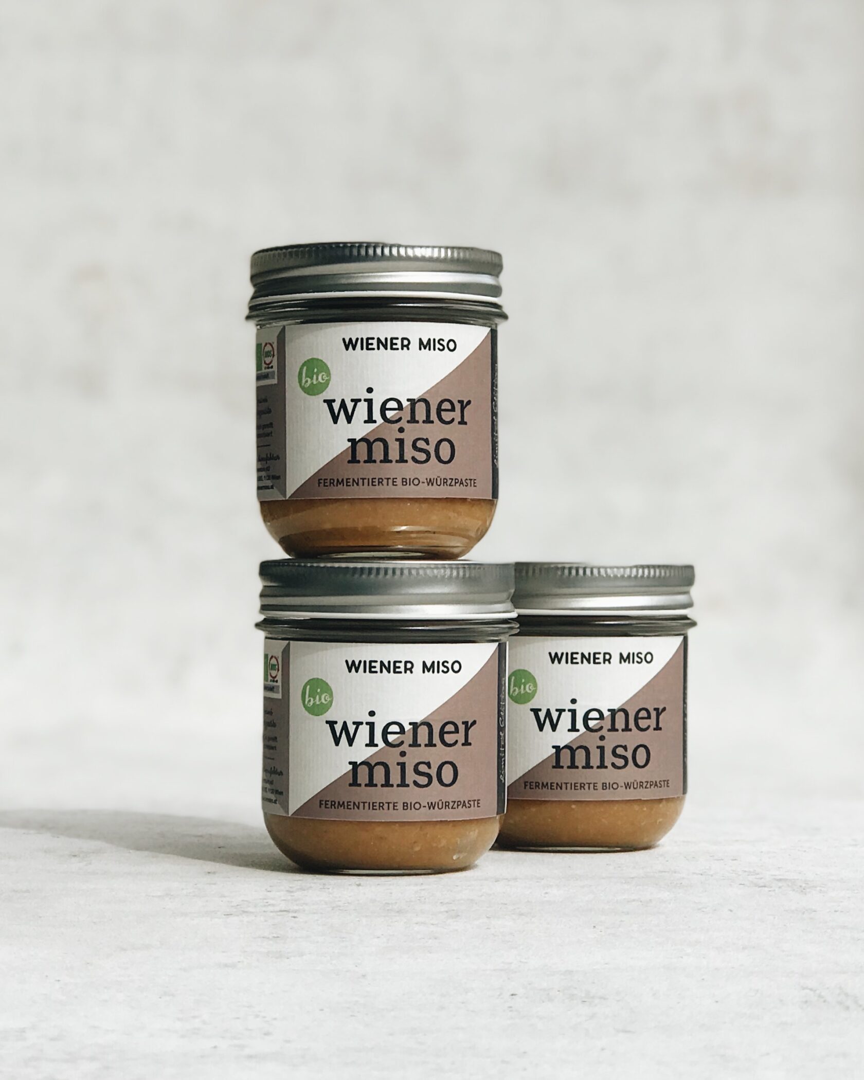 Glutenfreie Würzig vollwertige 12 Monate gereifte Wiener Miso Paste limitiert im 200g Glas mit Sojabohnen aus Oesterreich