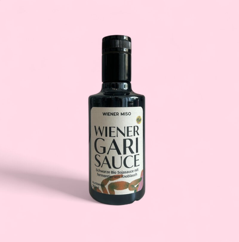Bio schwarze Sojasauce mit fermentiertem Knoblauch